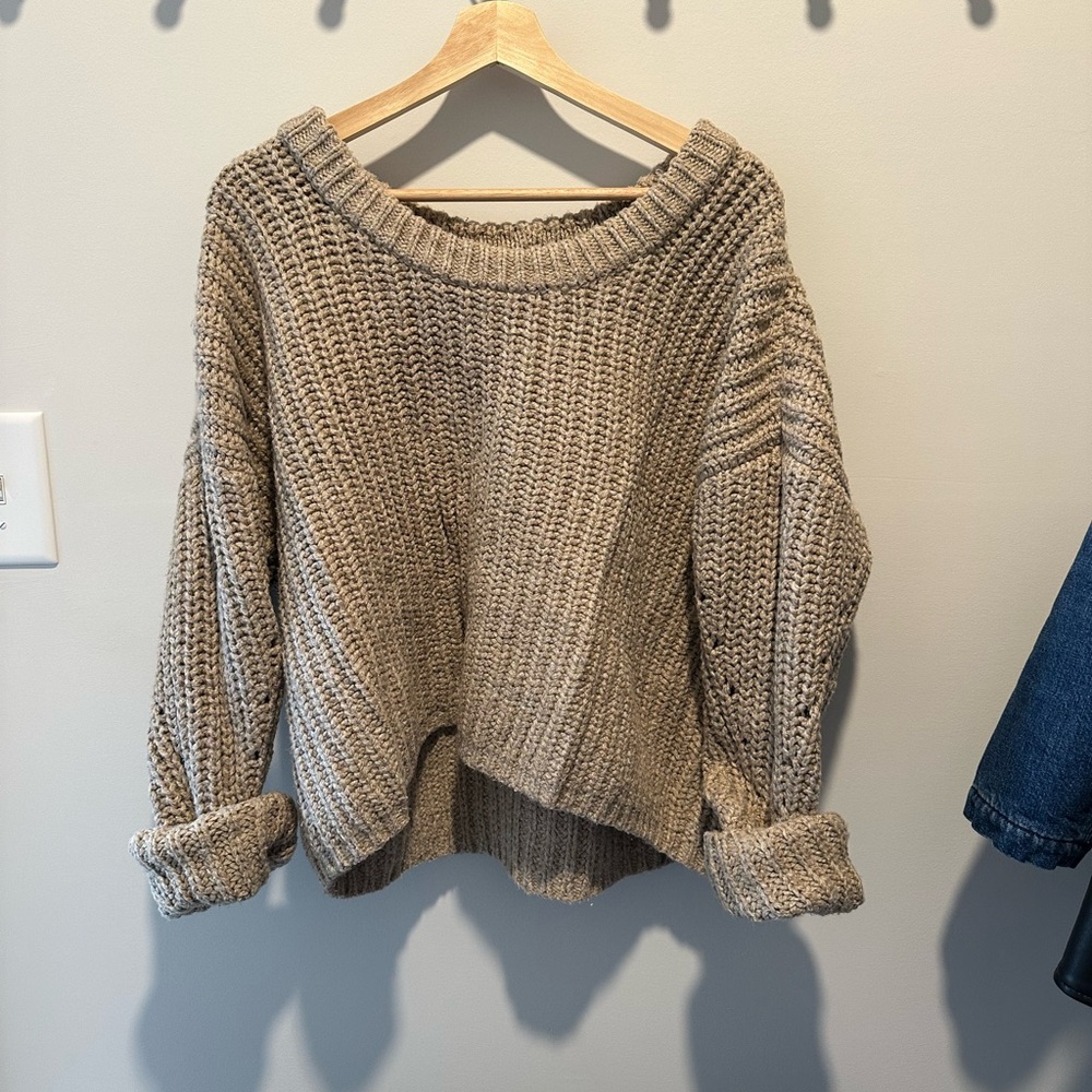 Cozy Knit Sweater - Gray